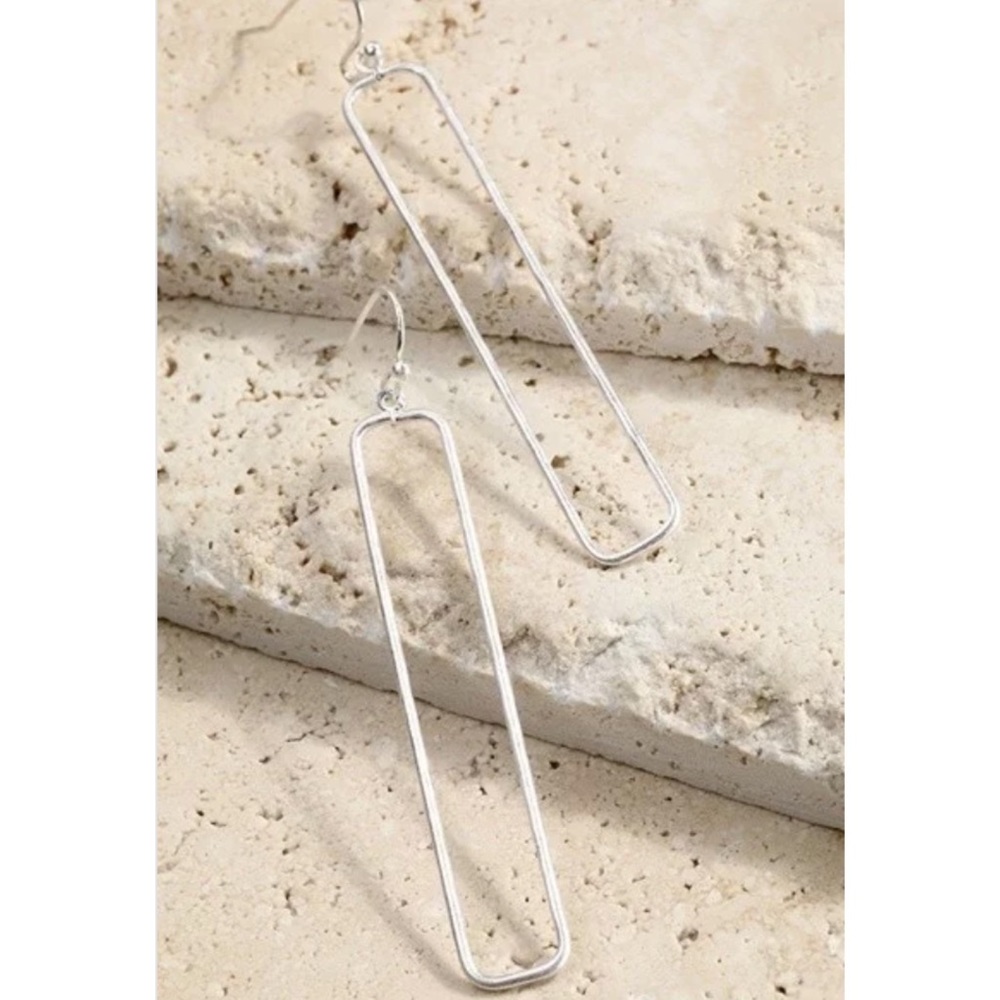 Silver rectangle wire earrings